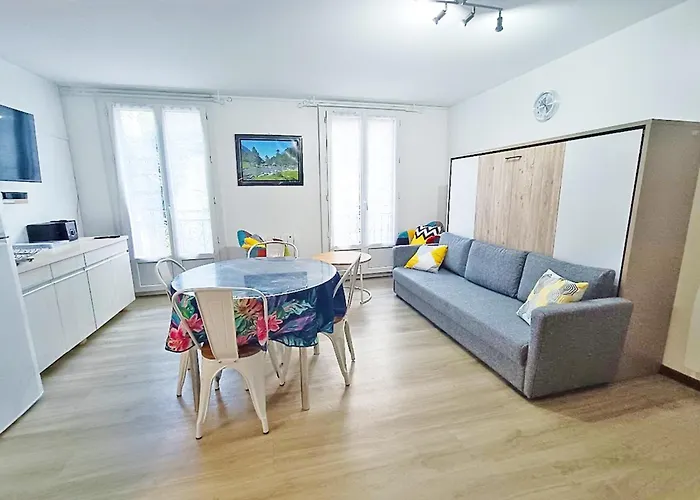 Residence Des Jardins, Wifi, Centre Luchon